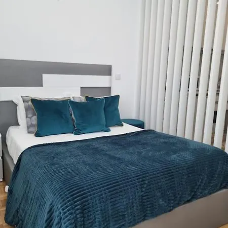 Apartamento Seni's House